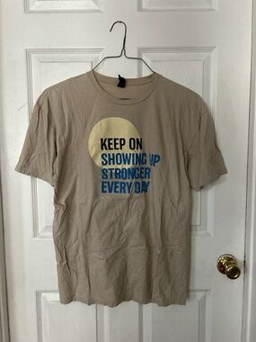 UCLA Health Graphic T-Shirt Tan Gildan Softstyle Size XL